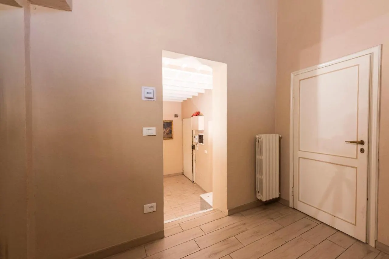 Apartments Florence- Palazzo Pitti Italy